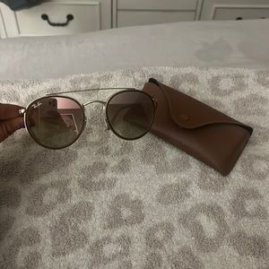 Pink and rose gold raybans